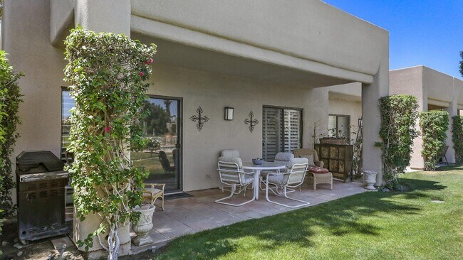 Building Photo - 28346 Desert Princess Dr