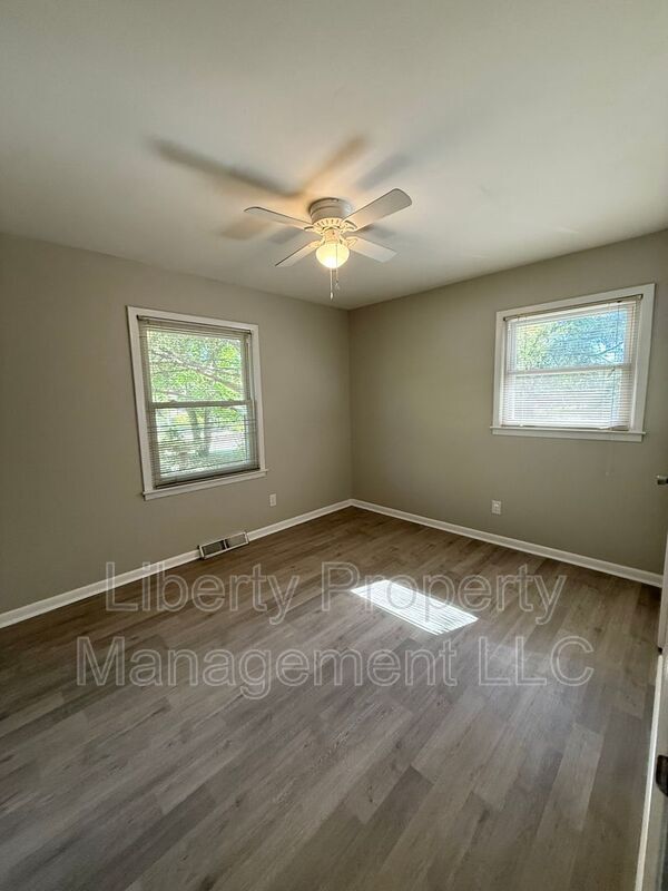 Building Photo - 475 Albemarle Dr