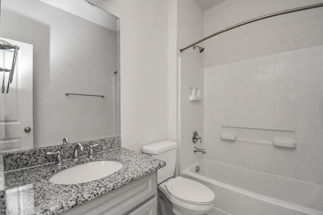 Building Photo - 190 Kendrick Pines Blvd