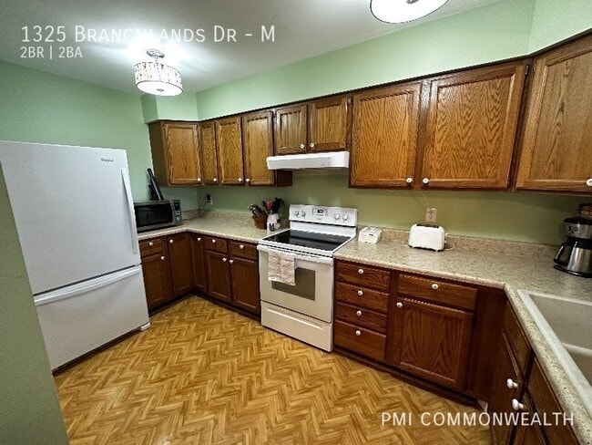 Building Photo - 1325 Branchlands Dr