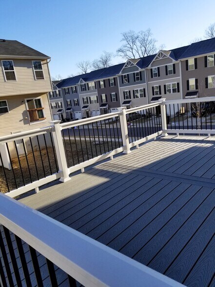 Building Photo - 293 Sage Circle