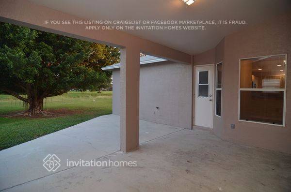 Building Photo - 137 Zenith Cir