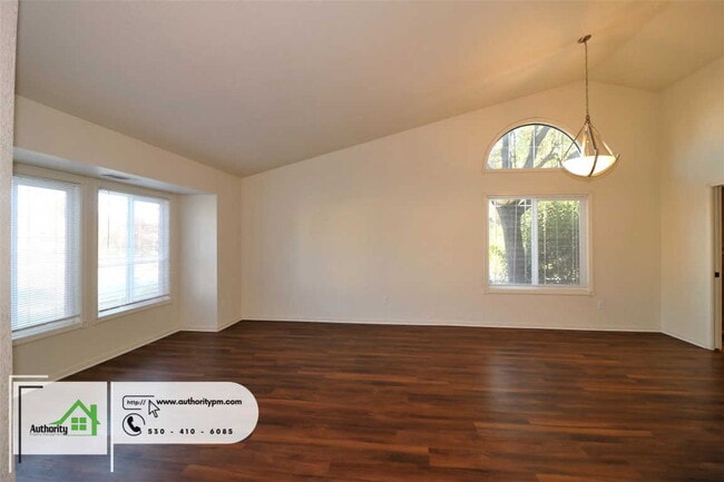 Building Photo - 2169 Sophy Pl