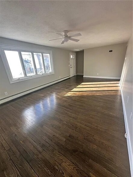 Building Photo - 74 Lake St