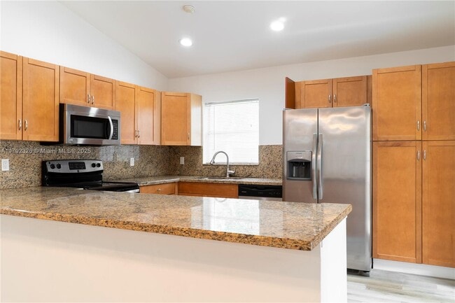 Building Photo - 719 Stanton Dr