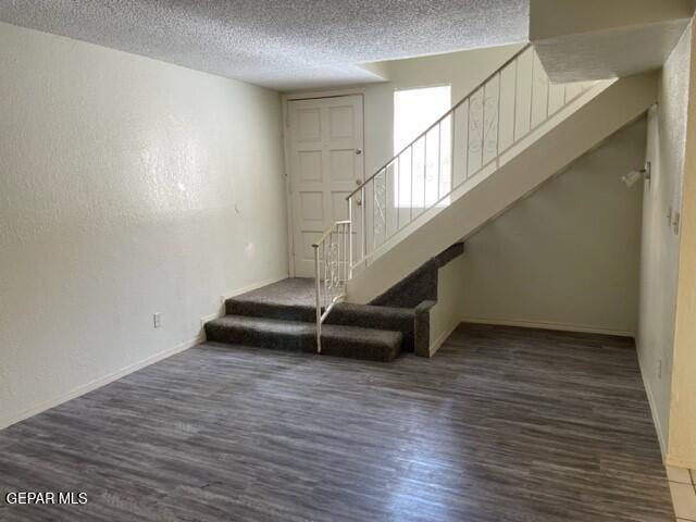 Building Photo - 10600 Springwood Dr