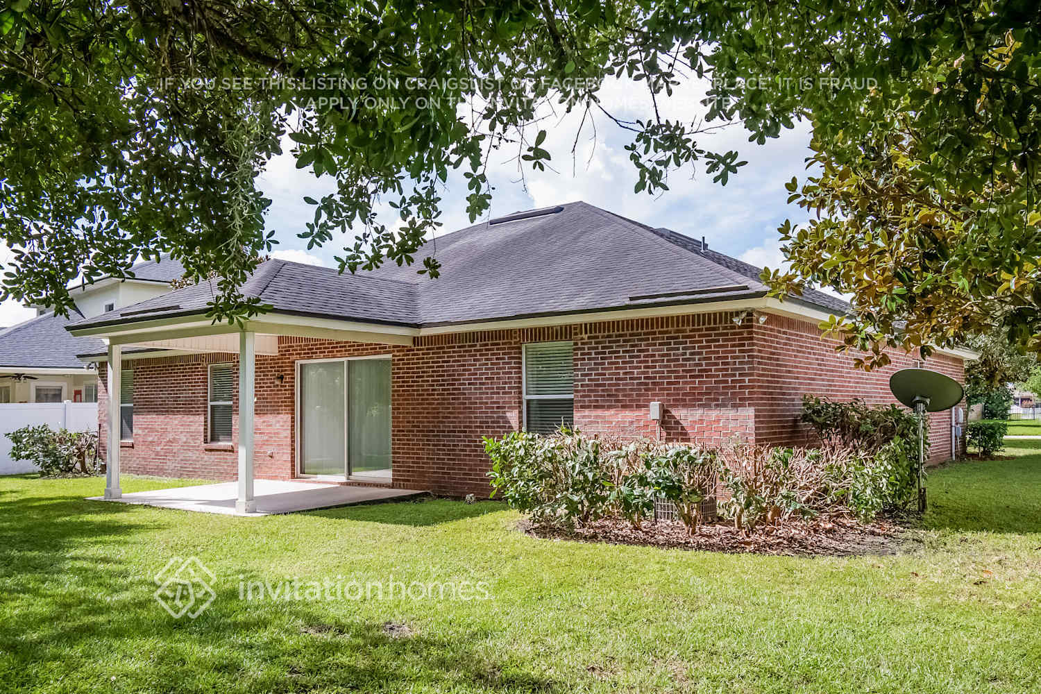 Building Photo - 827 E Red House Branch Rd