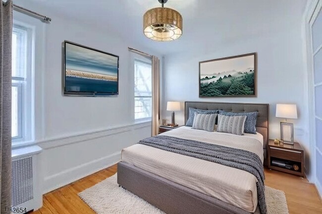 Building Photo - Bright & Versatile 2BR Condo in Bloomfield...