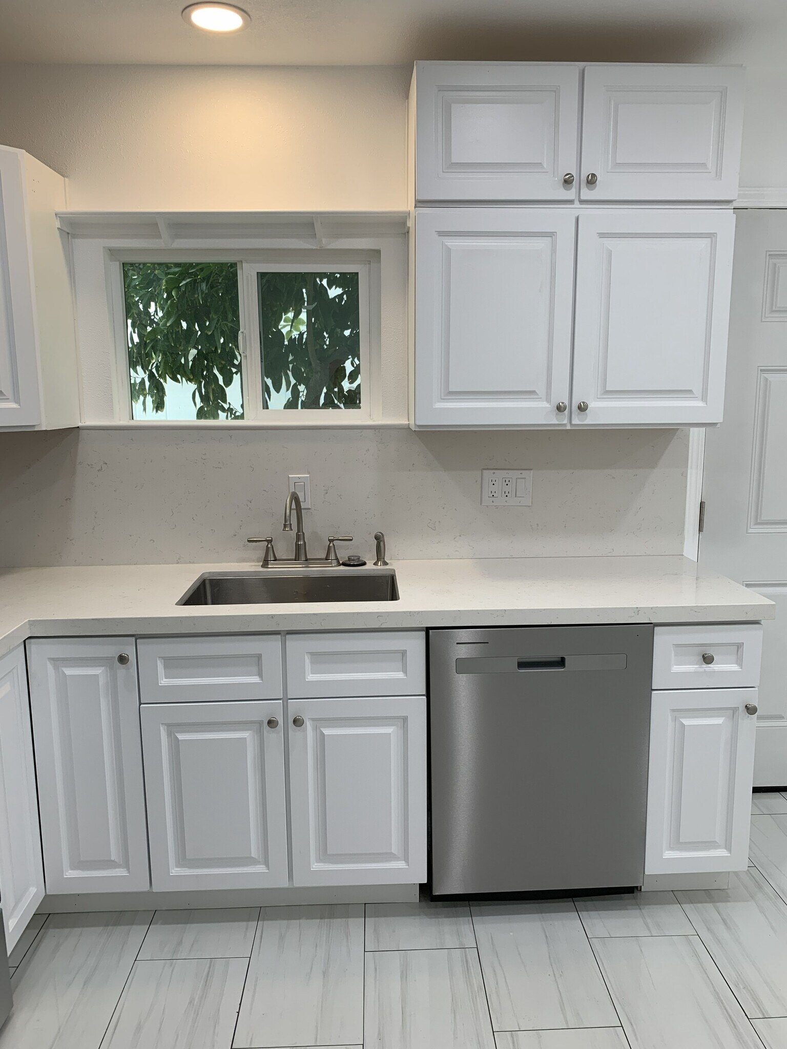 Building Photo - 2015 9th St