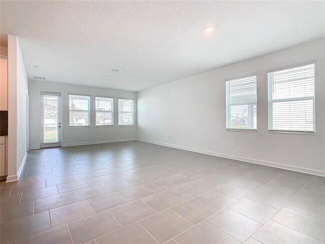 Building Photo - 5792 Stephens Rd