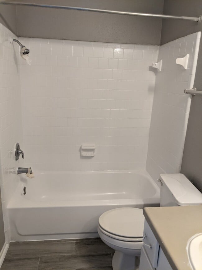 Building Photo - 2223 Crosscoach Ln