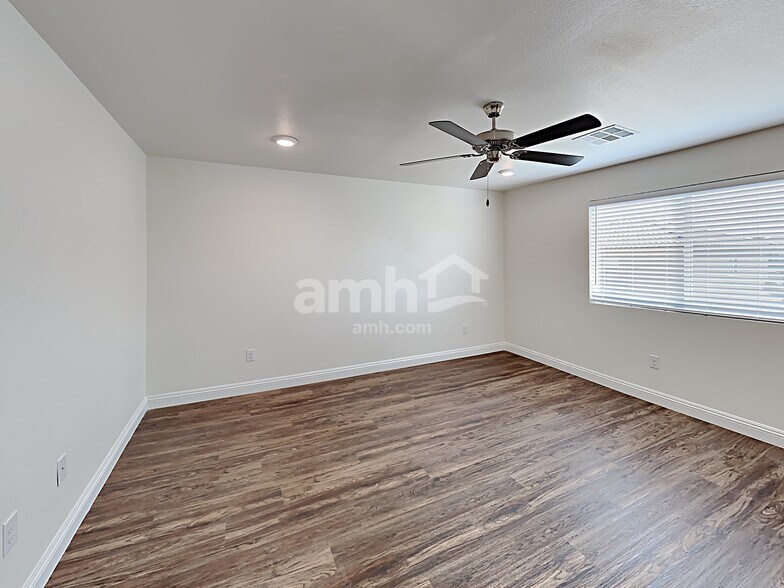 Building Photo - 707 Sienna Rising Dr
