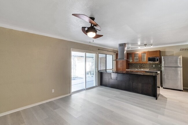 Building Photo - 3117 San Diego Dr
