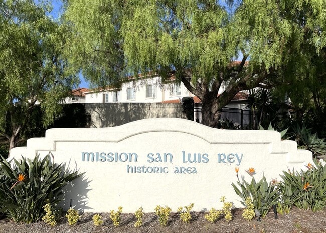 Building Photo - Single Family Home in Mission San Luis Rey!