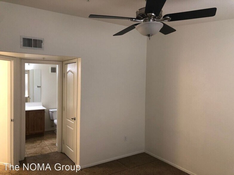 2 new ceiling fans - 2401 E Rio Salado Pky