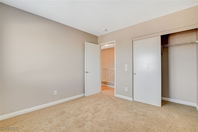 Building Photo - 688 Emerald City Ave