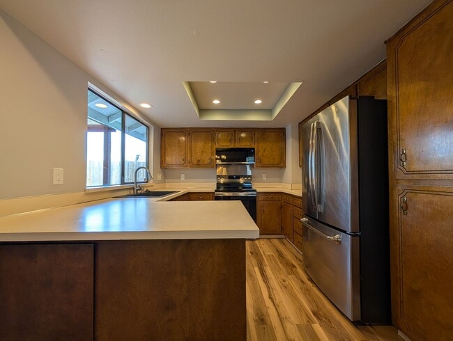 Building Photo - Great 4bed/2 bath home in west Eugene!