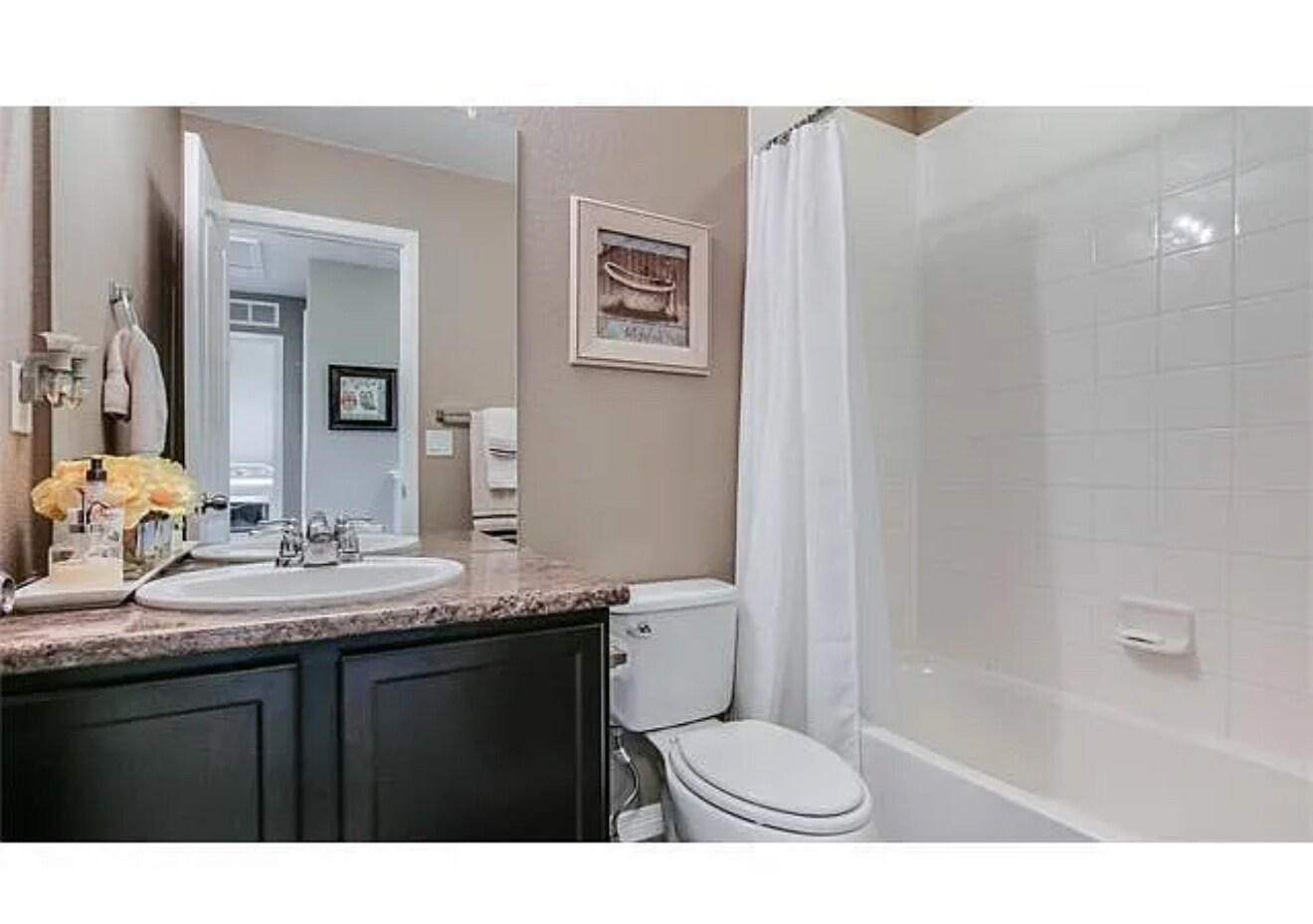 Building Photo - 15437 Coopers Hawk Ct
