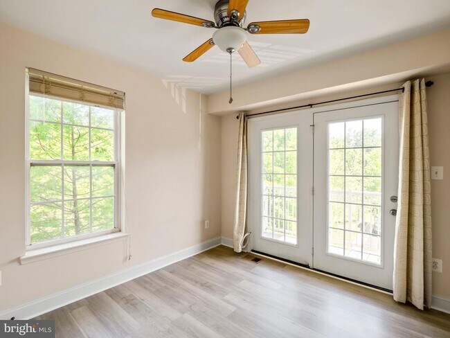Building Photo - 304 Orchard Ridge Dr