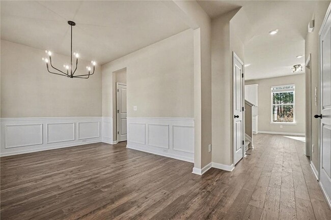 Building Photo - 377 Waterbluff Dr SW