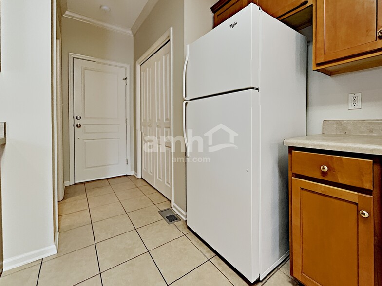 Building Photo - 1523 Bailey Park Ln