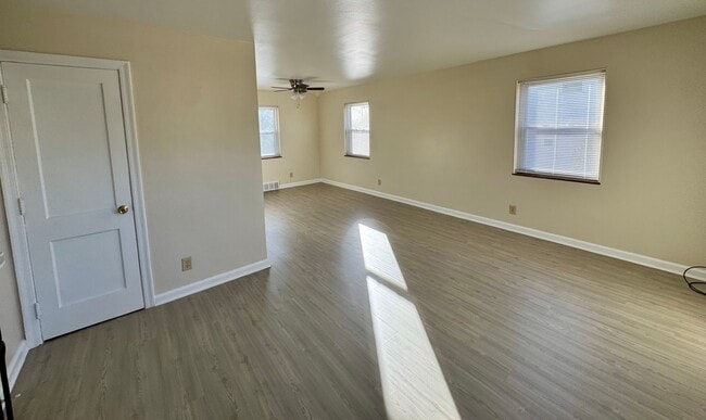 Building Photo - 3110 Grand Ave