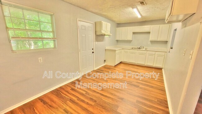 Building Photo - 9348 Culpeper Ave