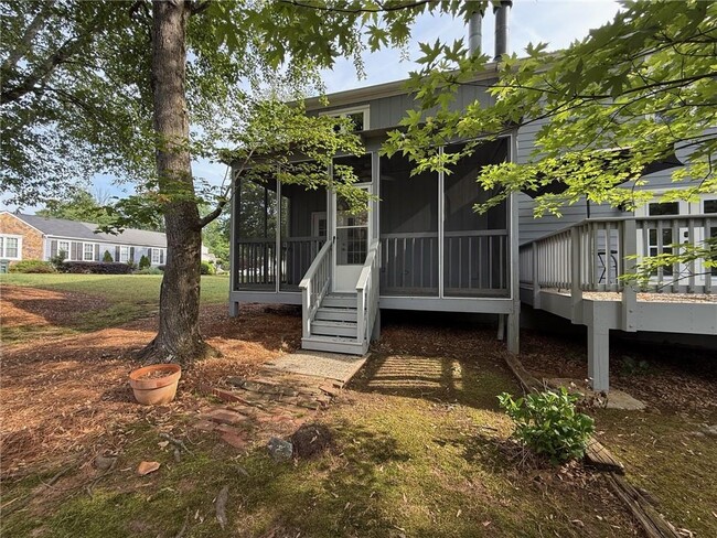Building Photo - 405 Oak Harbor Ct