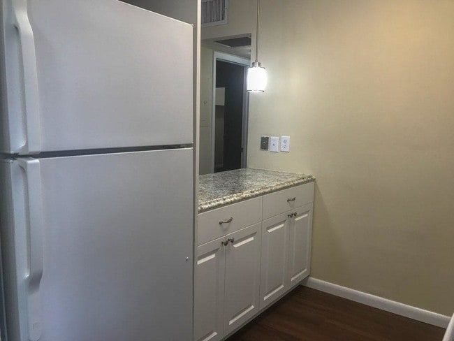 Building Photo - 5205 Eadie Pl