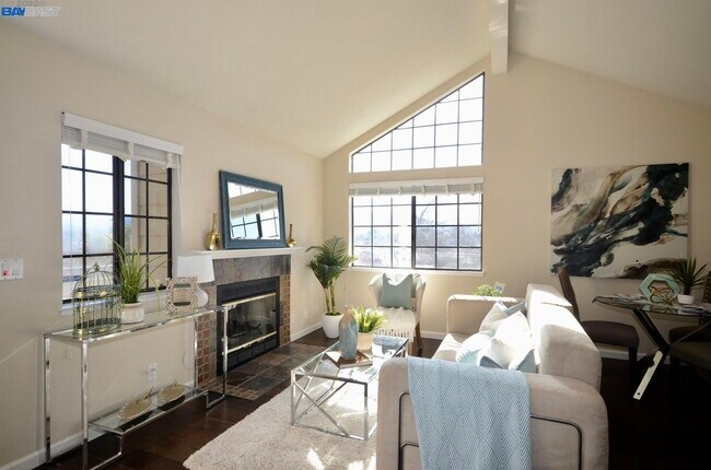 Building Photo - 3114 Heather Ridge Dr
