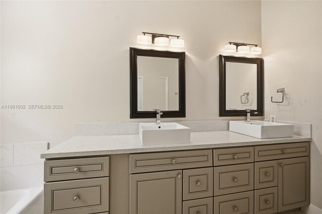 Building Photo - 6215 Old Court Rd