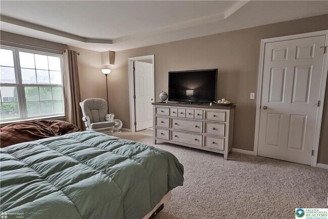 Building Photo - 262 Blue Sage Dr