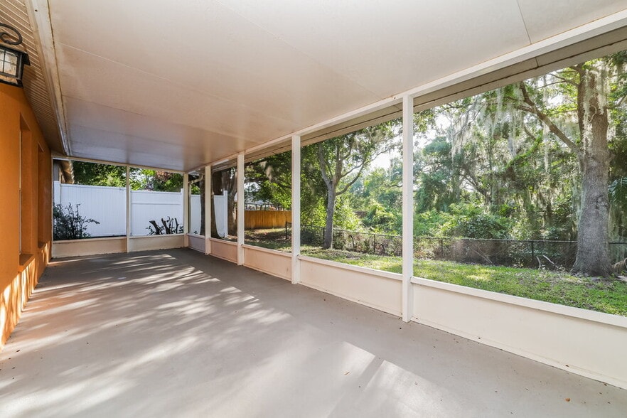Building Photo - 6708 Summer Haven Dr