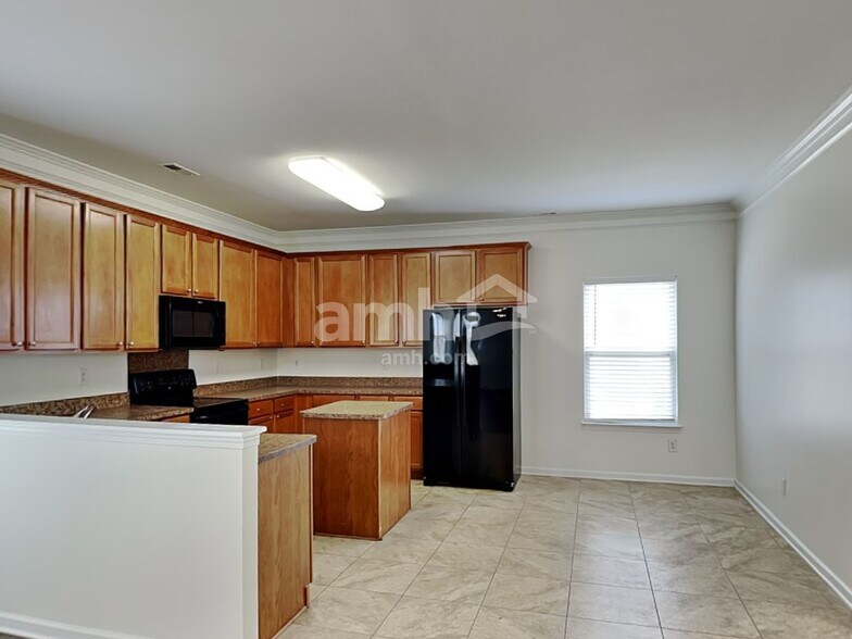 Building Photo - 5618 Stowe Derby Dr