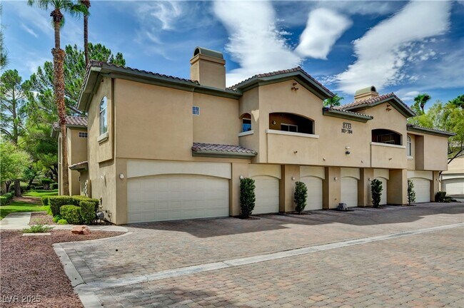 Building Photo - 8733 Red Brook Dr
