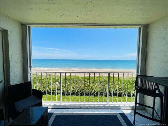 Building Photo - 10102 S Ocean Dr