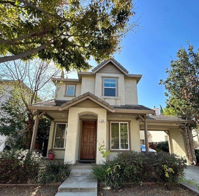 Primary Photo - COMING SOON! Charming 4-bedroom, 2.5-bathroom home