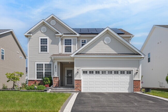 Building Photo - 2531 Basin Trail Ln