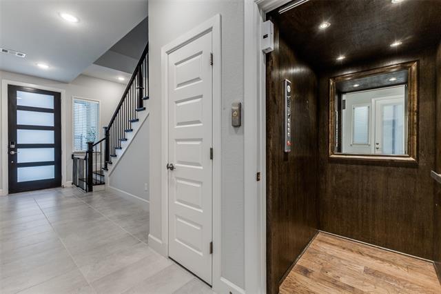 Building Photo - 8230 Callimont Ln