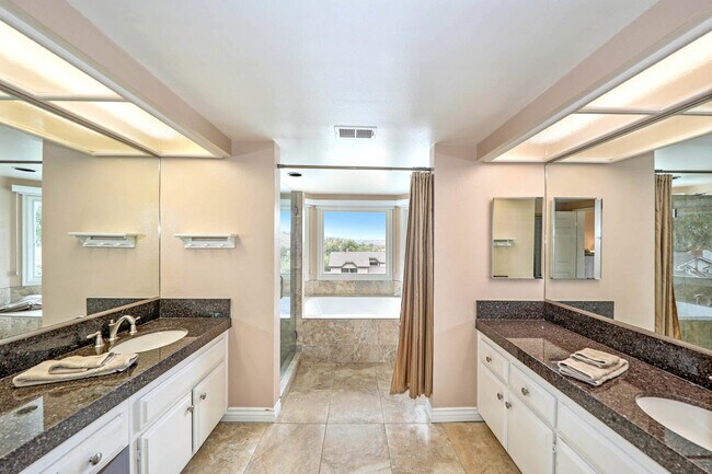 Building Photo - ~*~*~Beach Close El Niguel Heights Laguna Niguel with PRIVATE POOL/SPA~*~*~