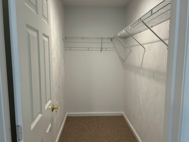 Building Photo - 28 Green Leaves Dr