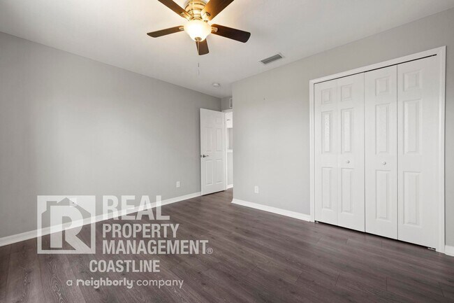 Building Photo - Discover North Port Luxury! 4BD 3.5BA - AVAILABLE NOW!