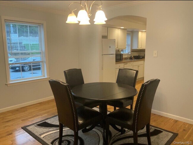 Building Photo - 115 High St