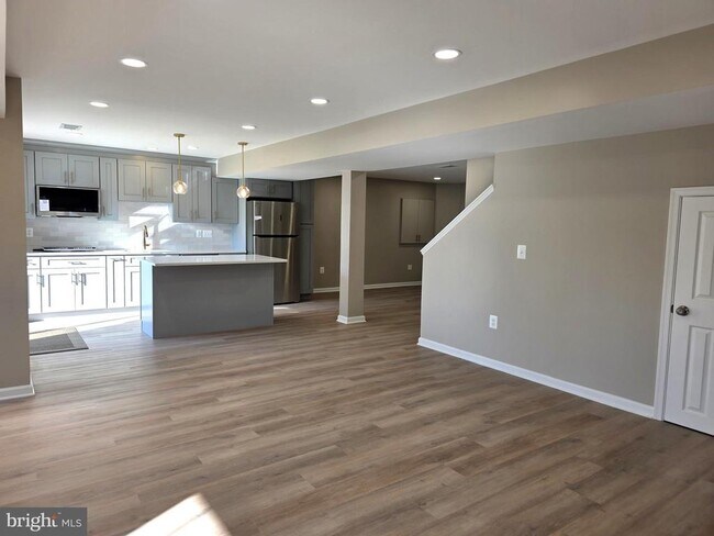 Building Photo - 3027 Landing Eagle Ct