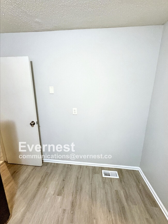 Building Photo - 10703 Pintail Pl