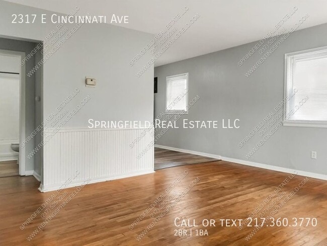 Building Photo - 2317 Cincinnati Ave