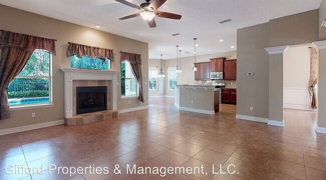 Building Photo - 4 br, 3.5 bath House - 595 Saddlestone Drive