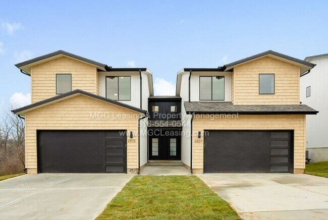 Building Photo - Ayden Place Townhome