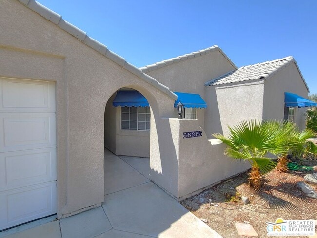 Building Photo - 66365 Cactus Dr