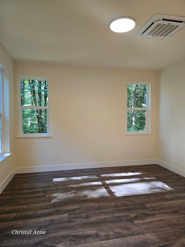 Building Photo - Beautiful Brand New 3 Bedroom